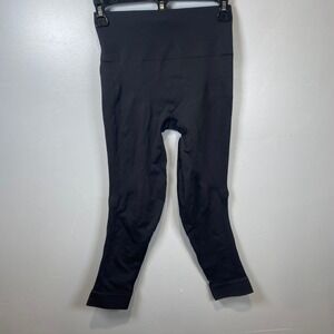 Lululemon Yoga Pants Cropped High Waist Compression Black Leggings‎ 4